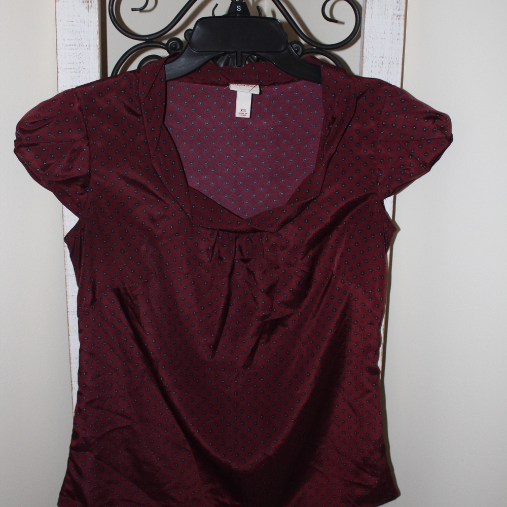 BUNDLE TO SAVE💲Maroon Blouse